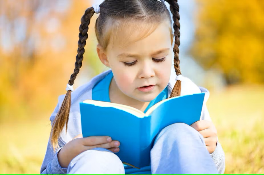 Cómo usar el refuerzo positivo para mejorar la lectura de su hijo